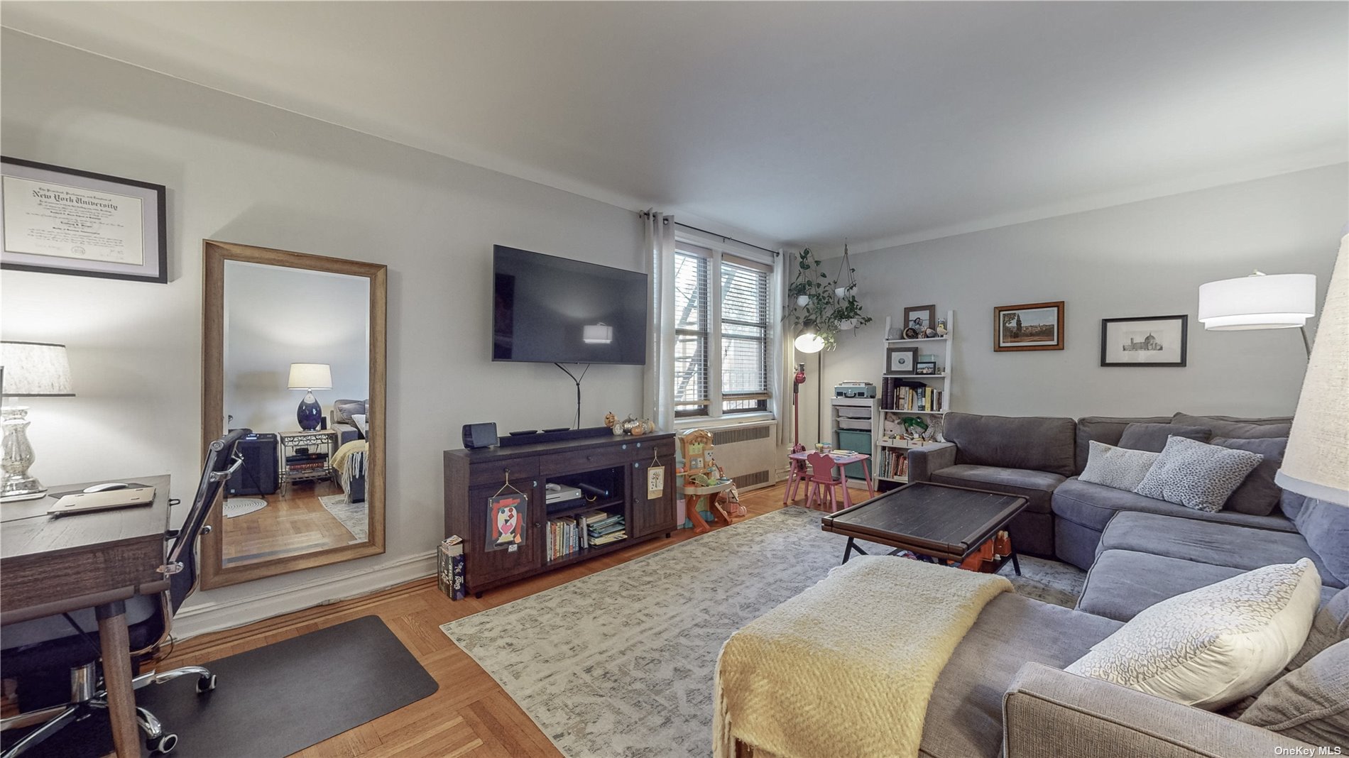 84-51 Beverly Road #4P, Kew Gardens, New York image 6