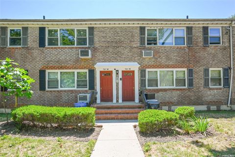 Homes For Sale - 152-38 Jewel Ave #2L<br/> Queens County, Flushing, NY 11367