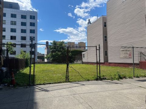 1143 Hoe Avenue Bronx NY 10459