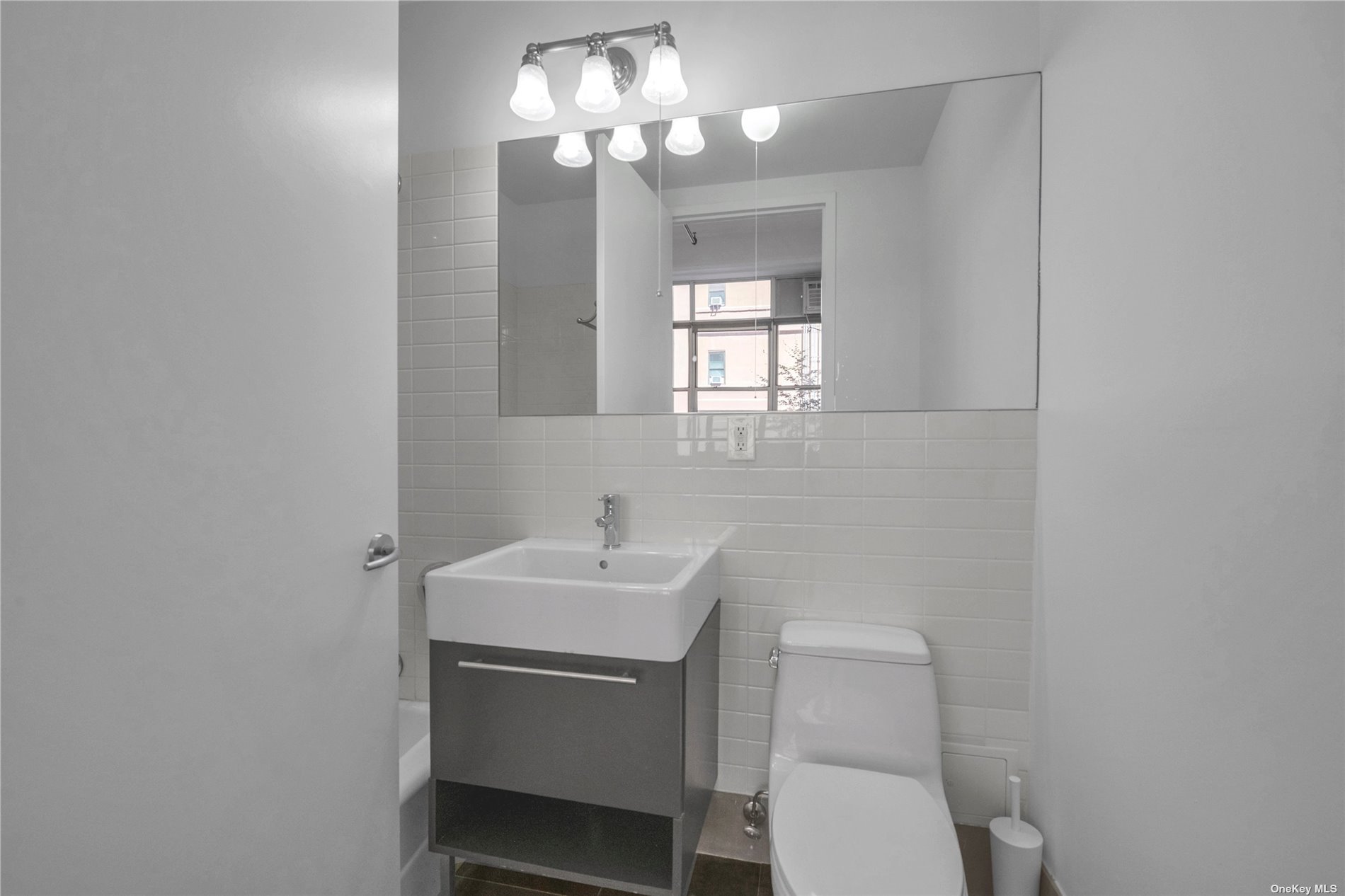 970 Kent Avenue #208, Brooklyn, New York image 16