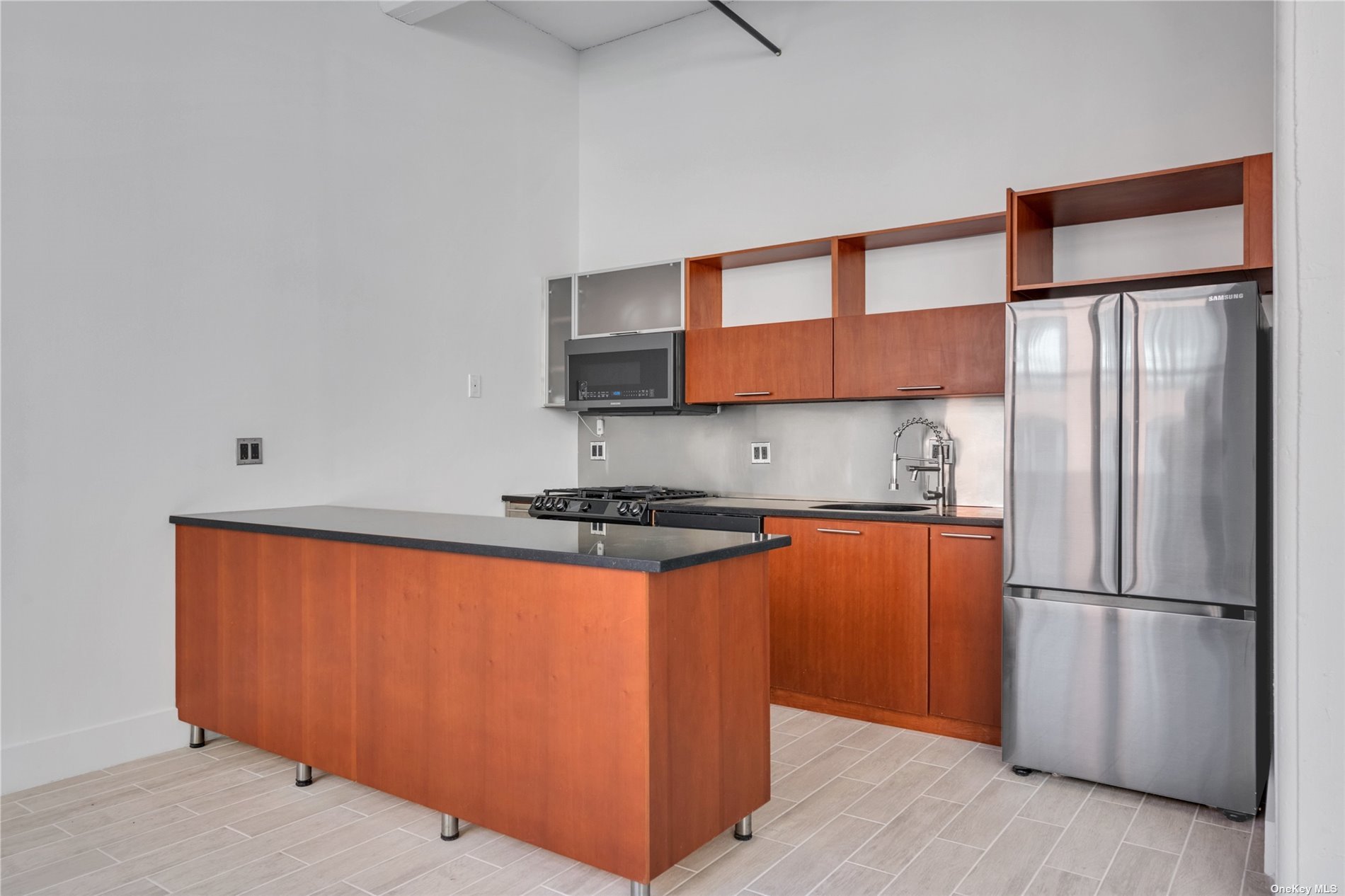 970 Kent Avenue #208, Brooklyn, New York image 15