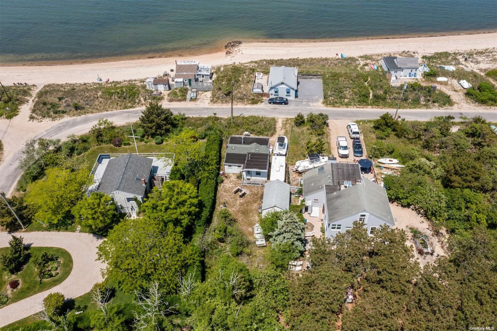 273 Shore Road, Amagansett, New York image 5