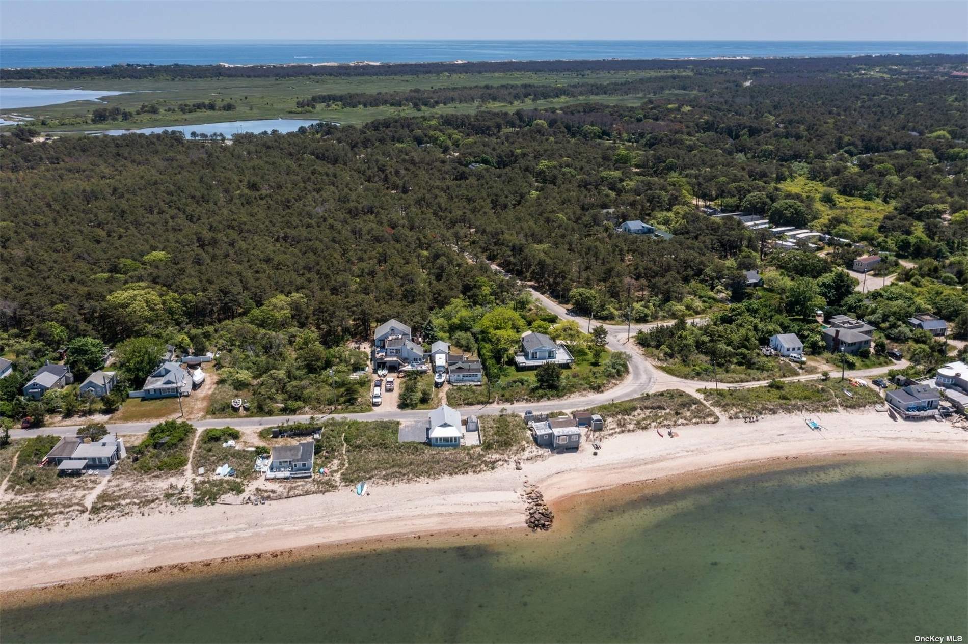 273 Shore Road, Amagansett, New York image 11