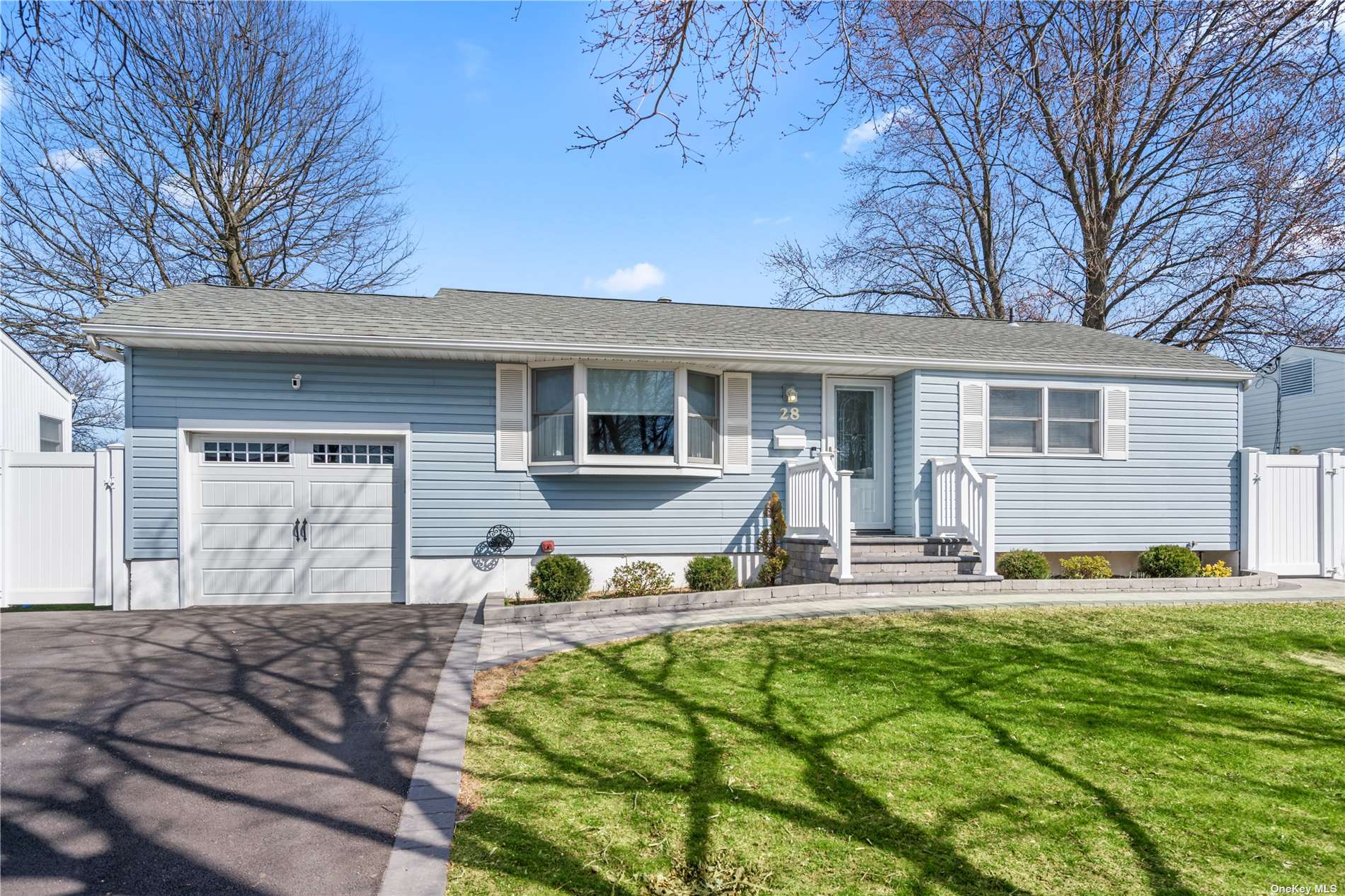 Property for Sale at 28 Calvert Avenue, Commack, Hamptons, NY - Bedrooms: 3 
Bathrooms: 1  - $619,000
