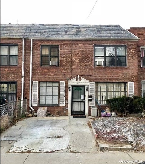 Multifamily For Sale - 132-25 Avery Avenue<br/> Flushing, NY 11355