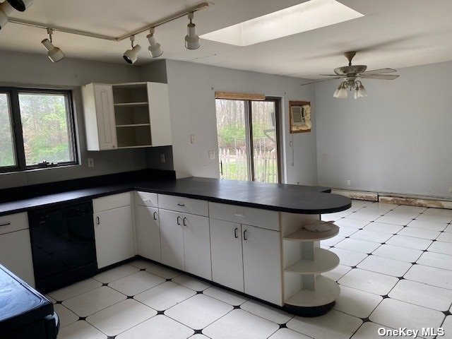 Photo 9 of 29 of 60 W Mastic Boulevard house