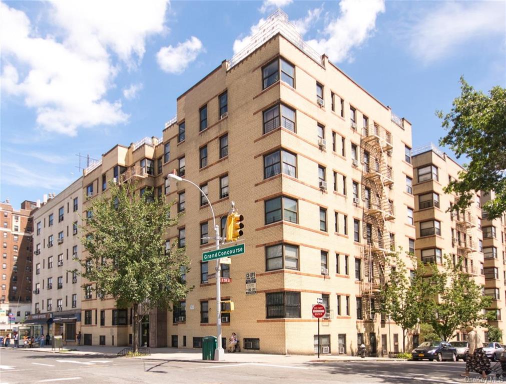 Property for Sale at 860 Grand Concourse 2O, Bronx, New York - Bedrooms: 1 
Bathrooms: 1 
Rooms: 4  - $235,000