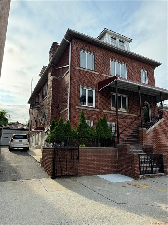 Property for Sale at 3179 Rochambeau Avenue, Bronx, New York - Bedrooms: 10 
Bathrooms: 6  - $1,600,000