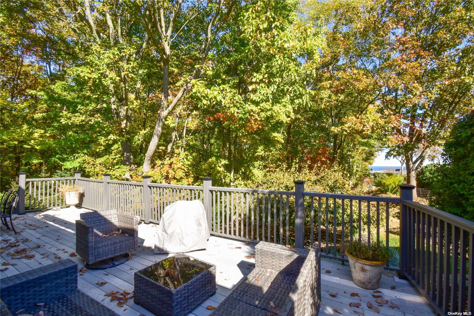 27 Timberline Circle #27, Port Jefferson, New York image 33