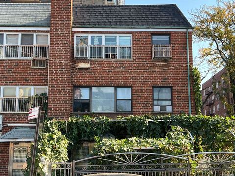 42-35 Saull Street Flushing NY 11355