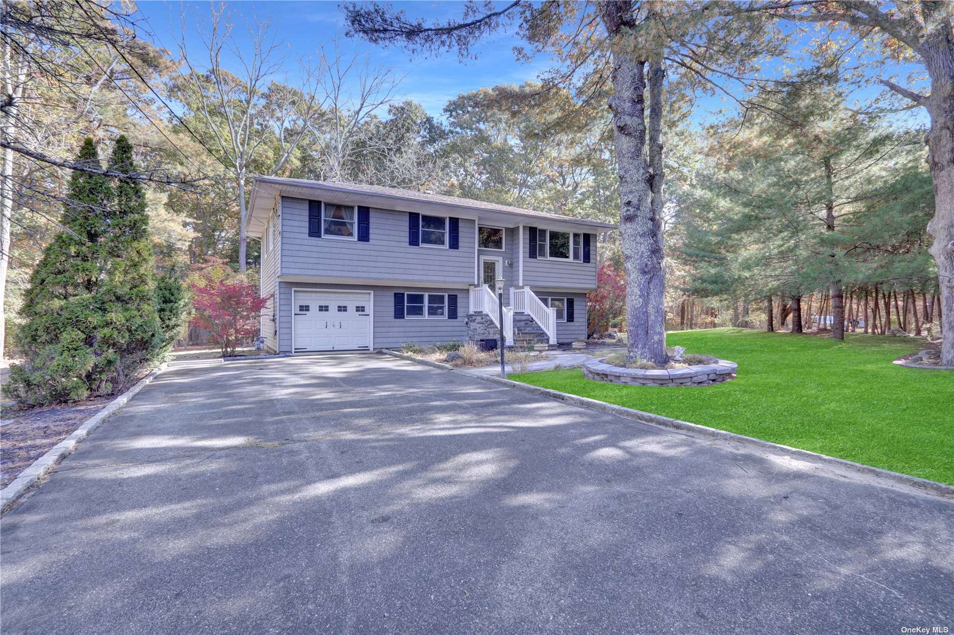 1 Halsey Manor Road, Manorville, New York image 2