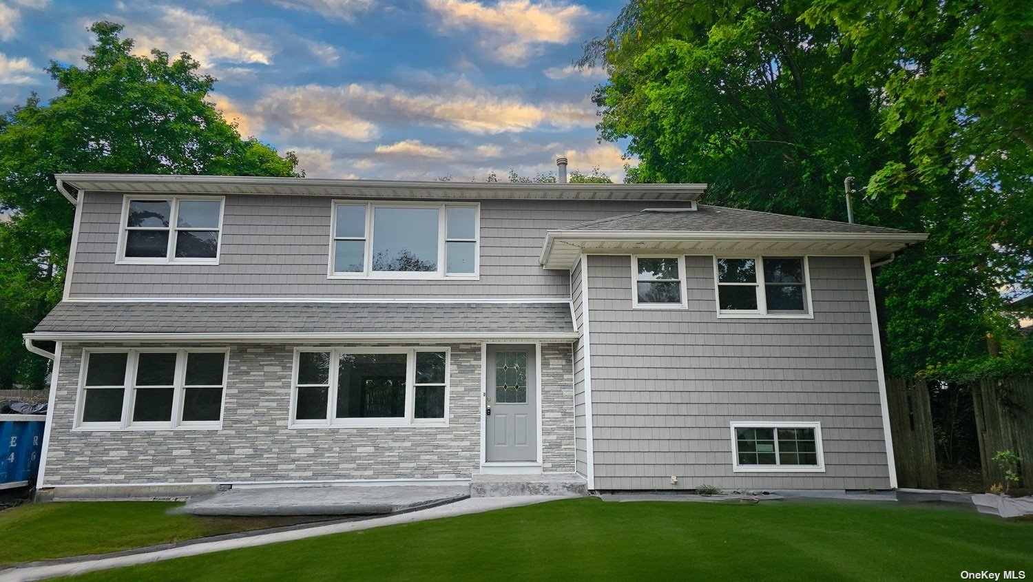 33 Wiltshire Drive, Commack, New York image 1