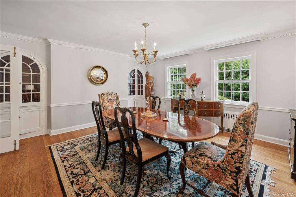 352 Pondfield Road, Bronxville, New York image 6