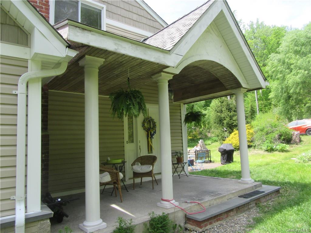 Rental Property at 1295 Peekskill Hollow Road, Carmel, New York - Bedrooms: 2 
Bathrooms: 2 
Rooms: 7  - $3,500 MO.