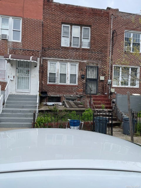 Townhouse For Sale - 123-37 Inwood Street #1<br/> Jamaica, NY 11436