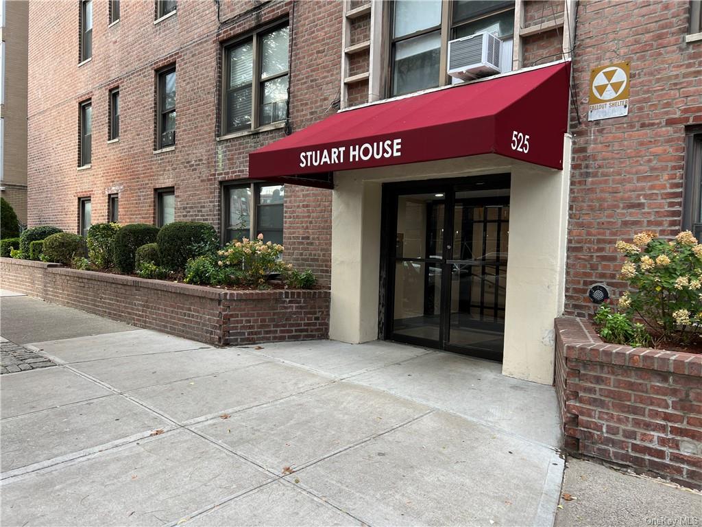 Property for Sale at 525 W 235th Street 4C, Bronx, New York - Bedrooms: 1 
Bathrooms: 1 
Rooms: 3  - $235,000