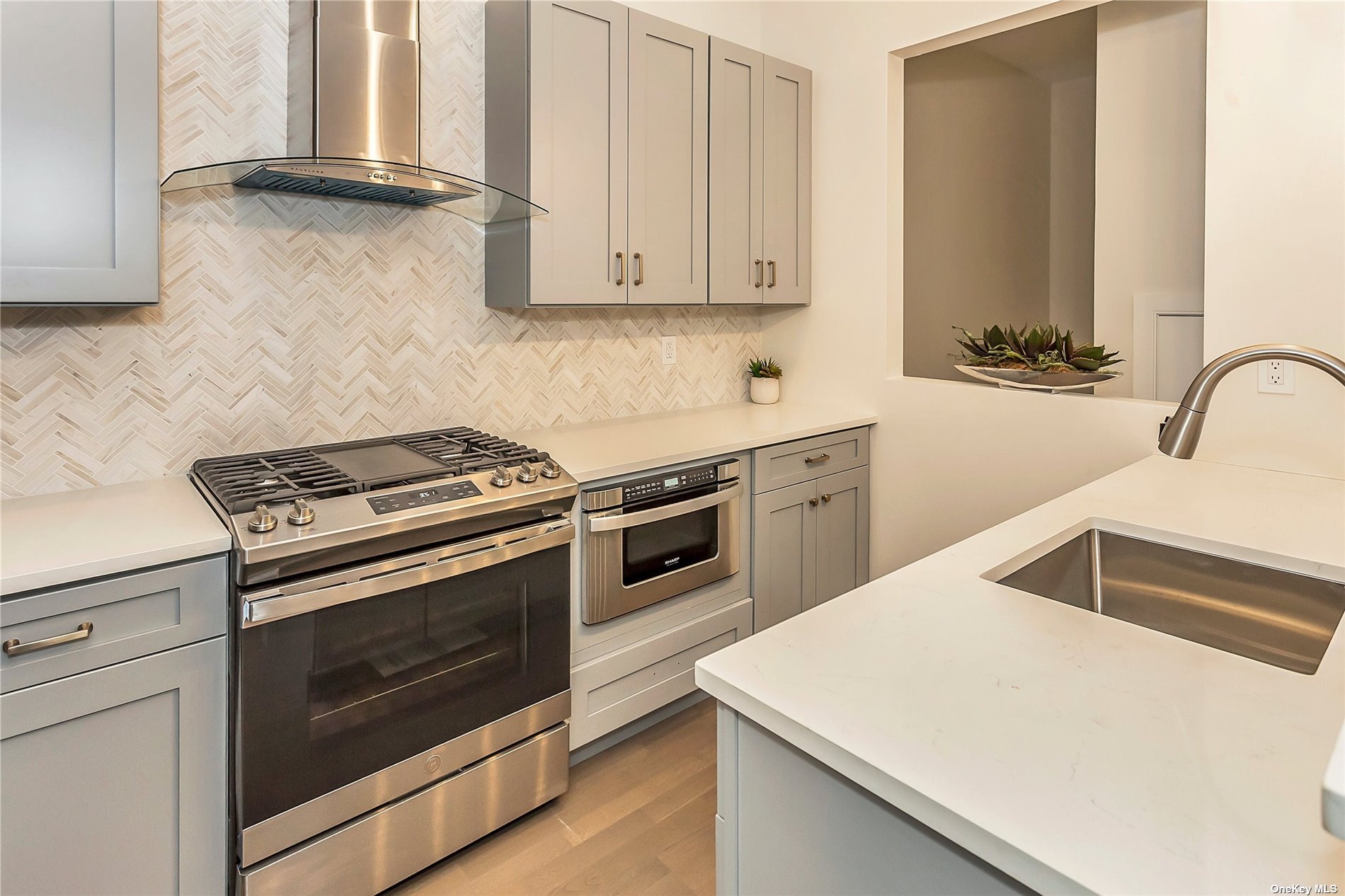 Photo 8 of 17 of 104 Breton Way 104 condo