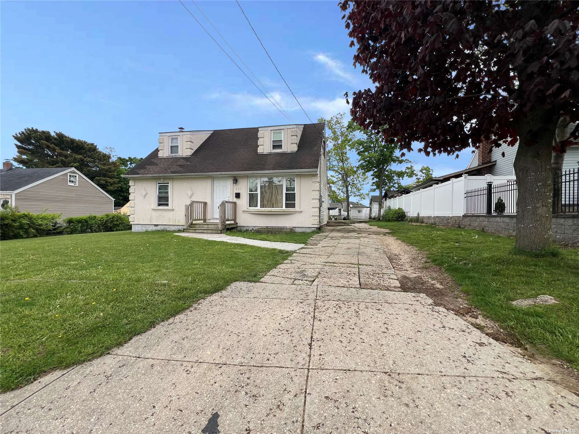 View Central Islip, NY 11722 house