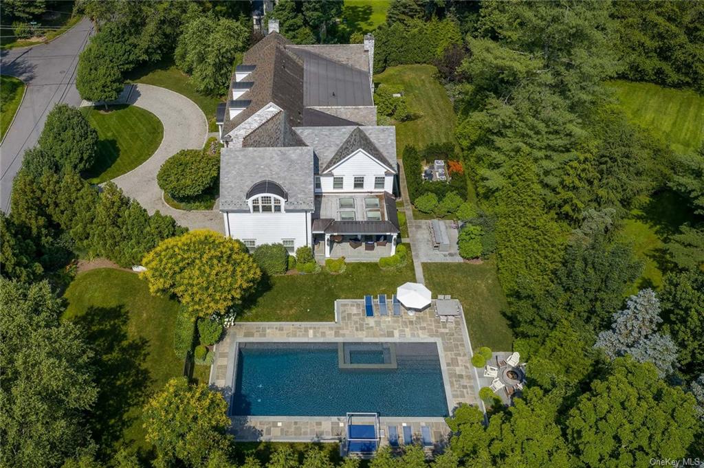 Photo 2 of 35 of 22 Brookline Road house