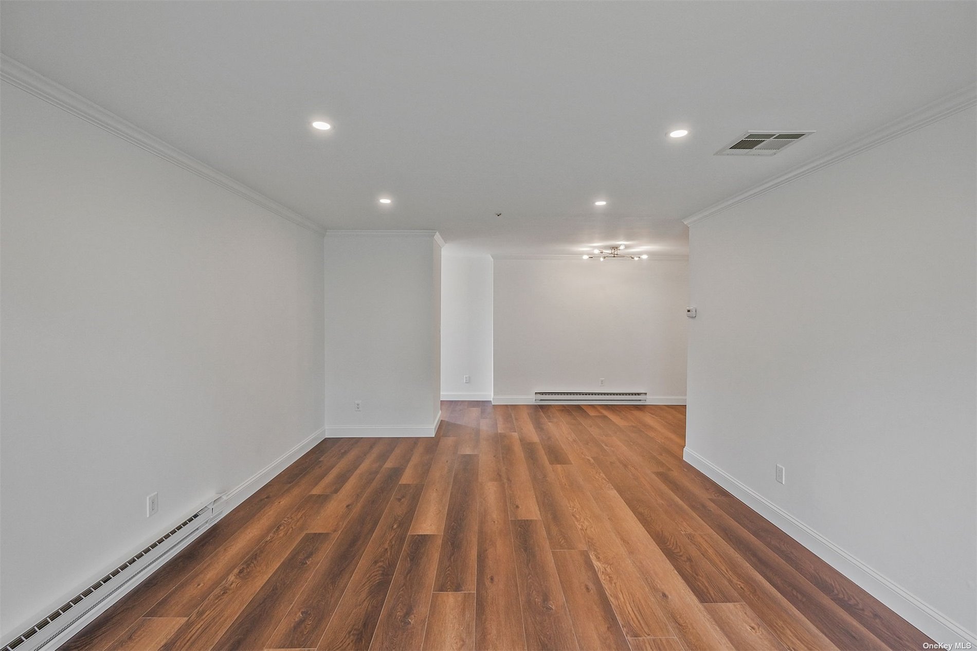 502 Flair Court #502, Saint James, New York image 7