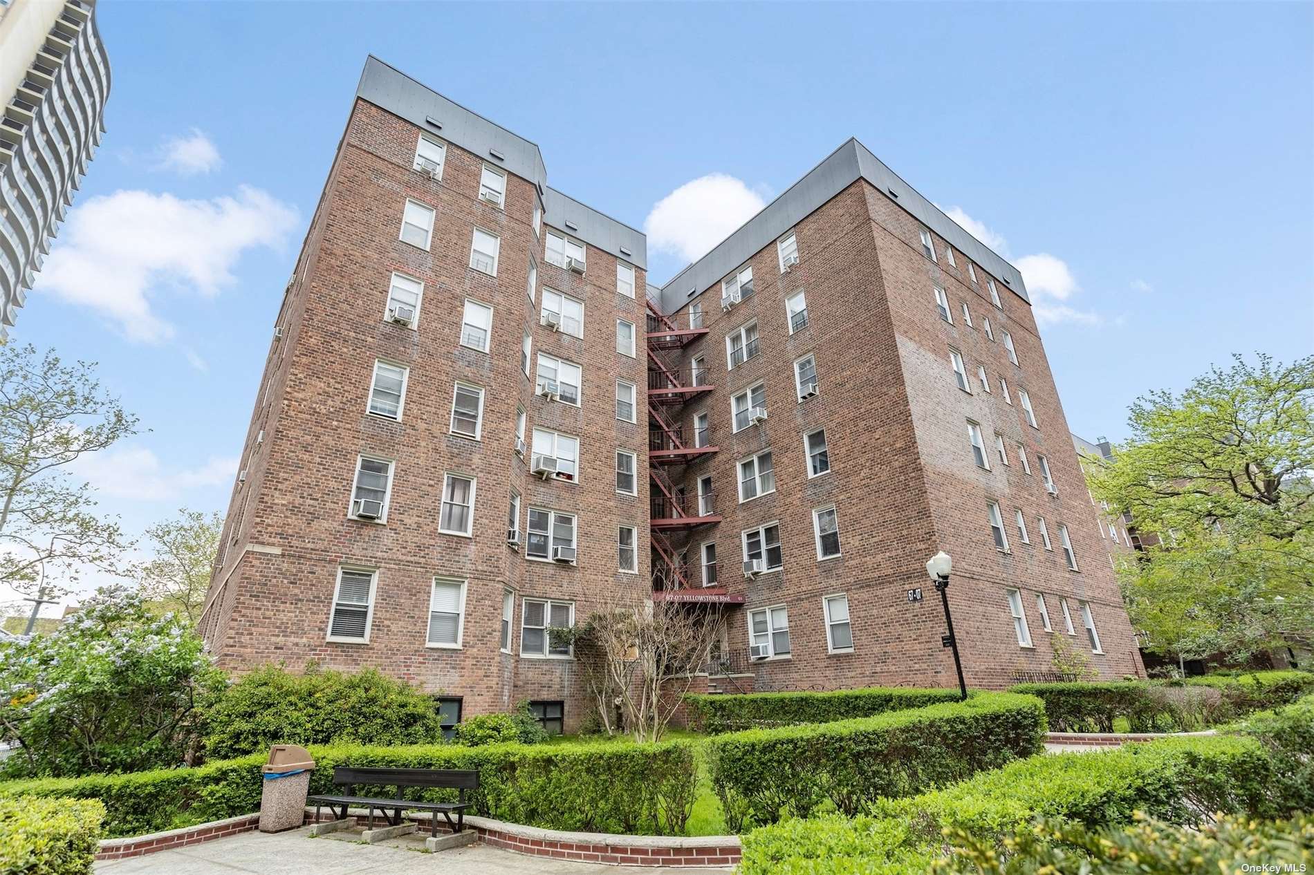 Property for Sale at 6707 Yellowstone Boulevard 4A, Forest Hills, Queens, NY - Bedrooms: 3 
Bathrooms: 1 
Rooms: 7  - $499,000