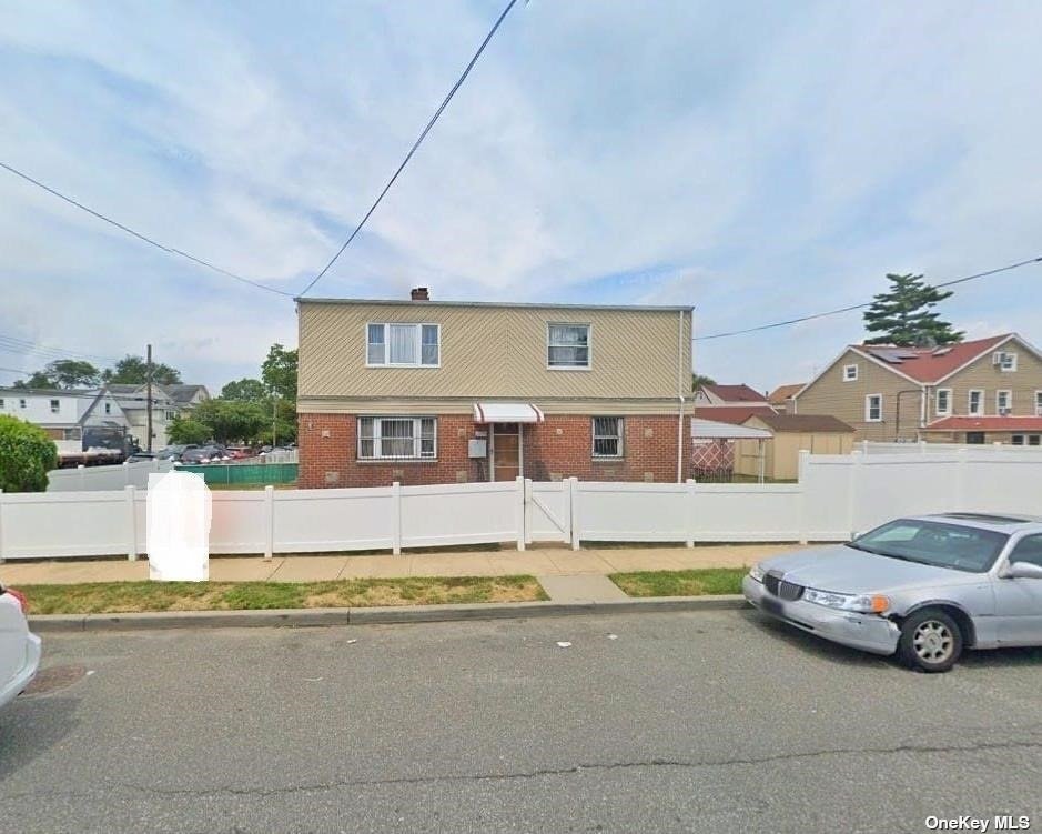 Property for Sale at 21705 104th Avenue, Queens Village, Queens, NY - Bedrooms: 6 
Bathrooms: 3 
Rooms: 12  - $1,100,000