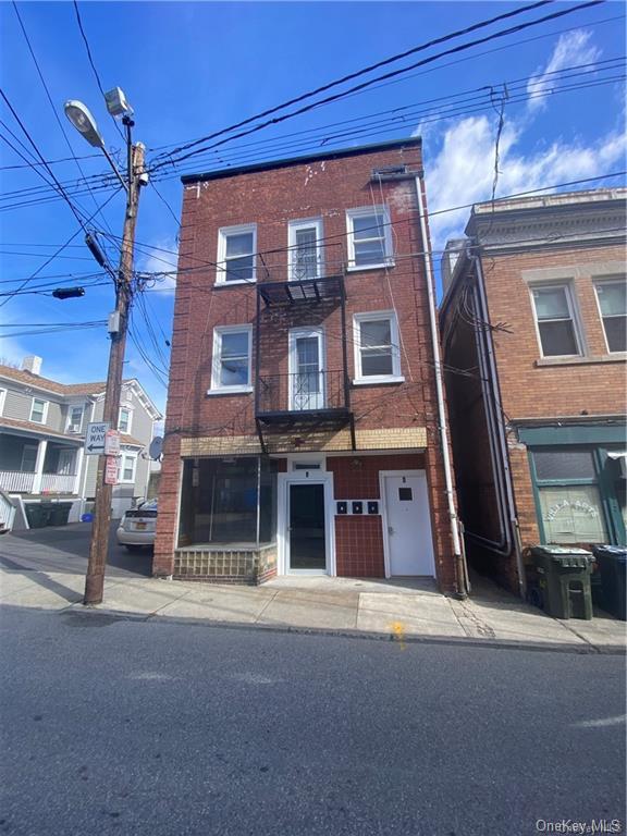 Rental Property at 4 Schneider Avenue 3-1, Highland Falls, New York - Bedrooms: 2 
Bathrooms: 1 
Rooms: 4  - $1,895 MO.