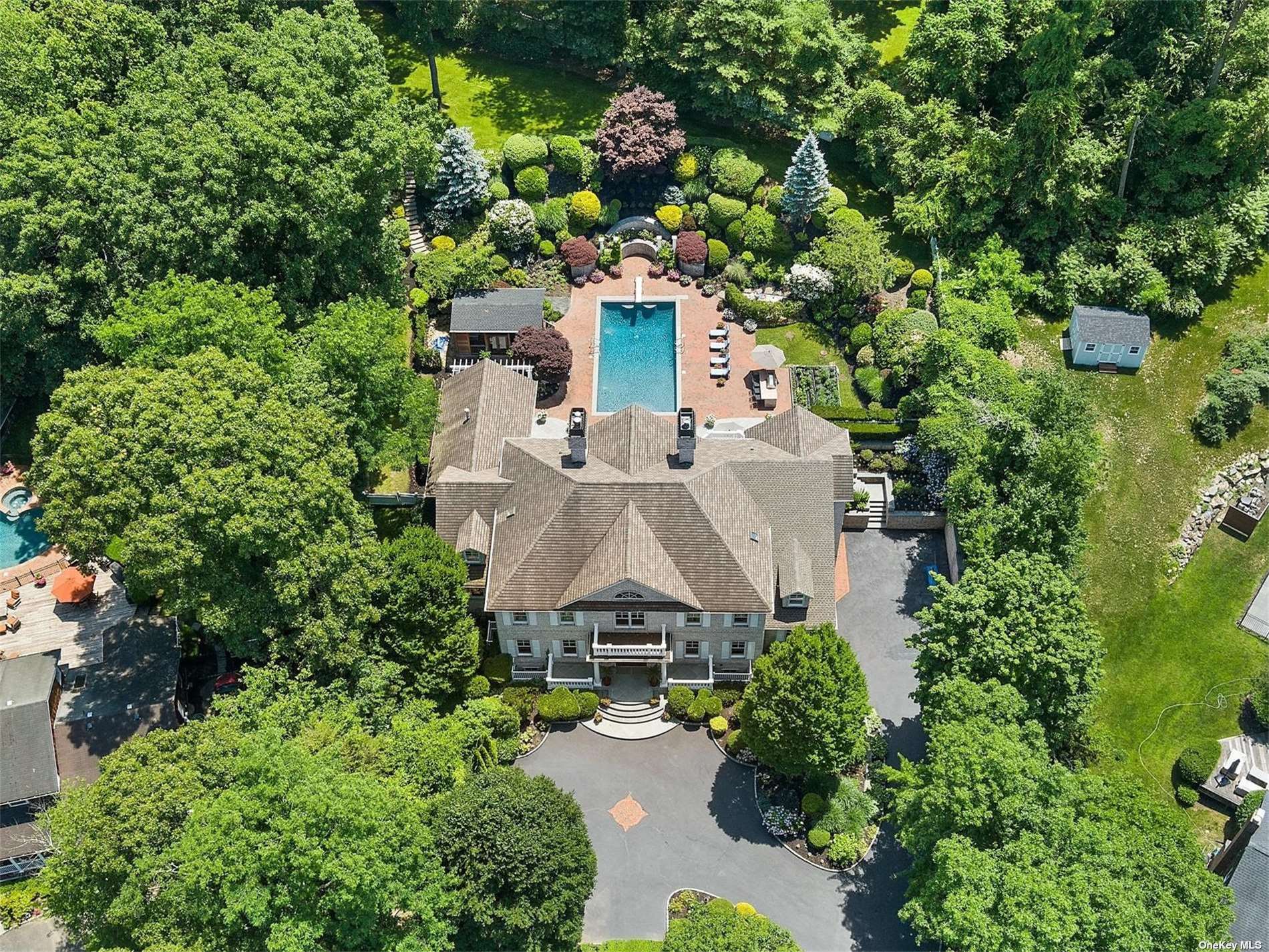 View Woodbury, NY 11797 house