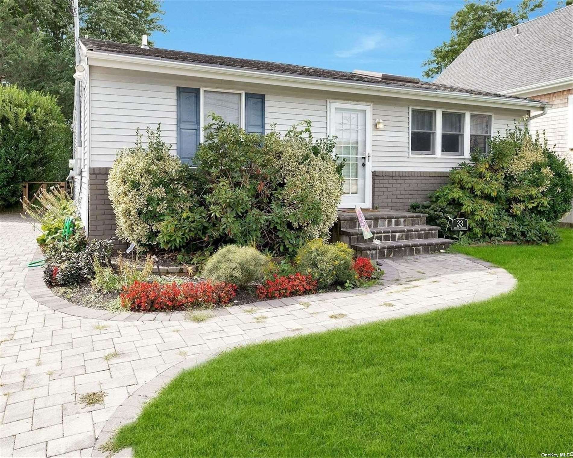 Property for Sale at 33 Willow Street, Aquebogue, Hamptons, NY - Bedrooms: 3 
Bathrooms: 2  - $779,000