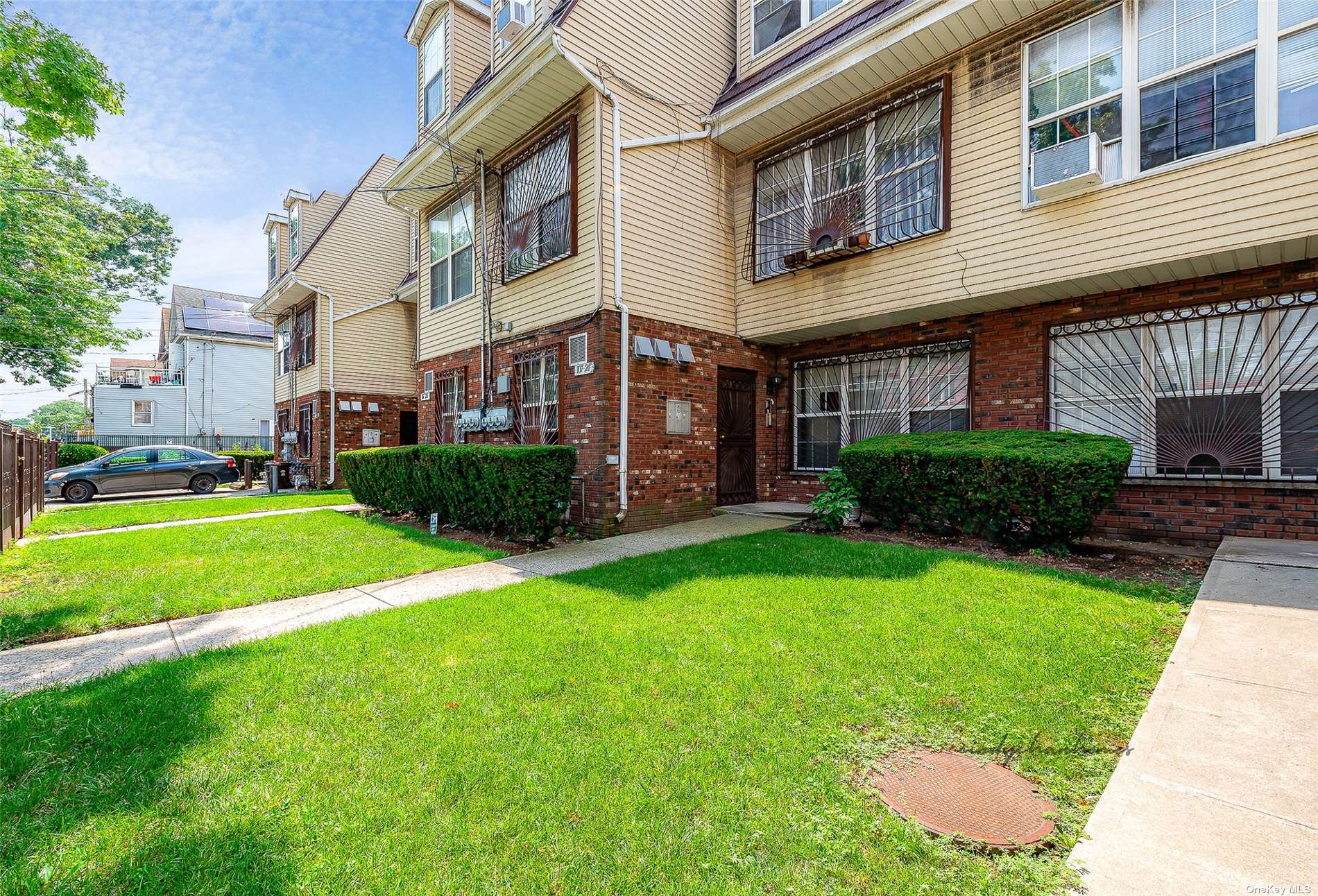 10724 Guy R Brewer Boulevard 15B, Jamaica, Queens, NY - 3 Bedrooms  
1 Bathrooms  
6 Rooms - 