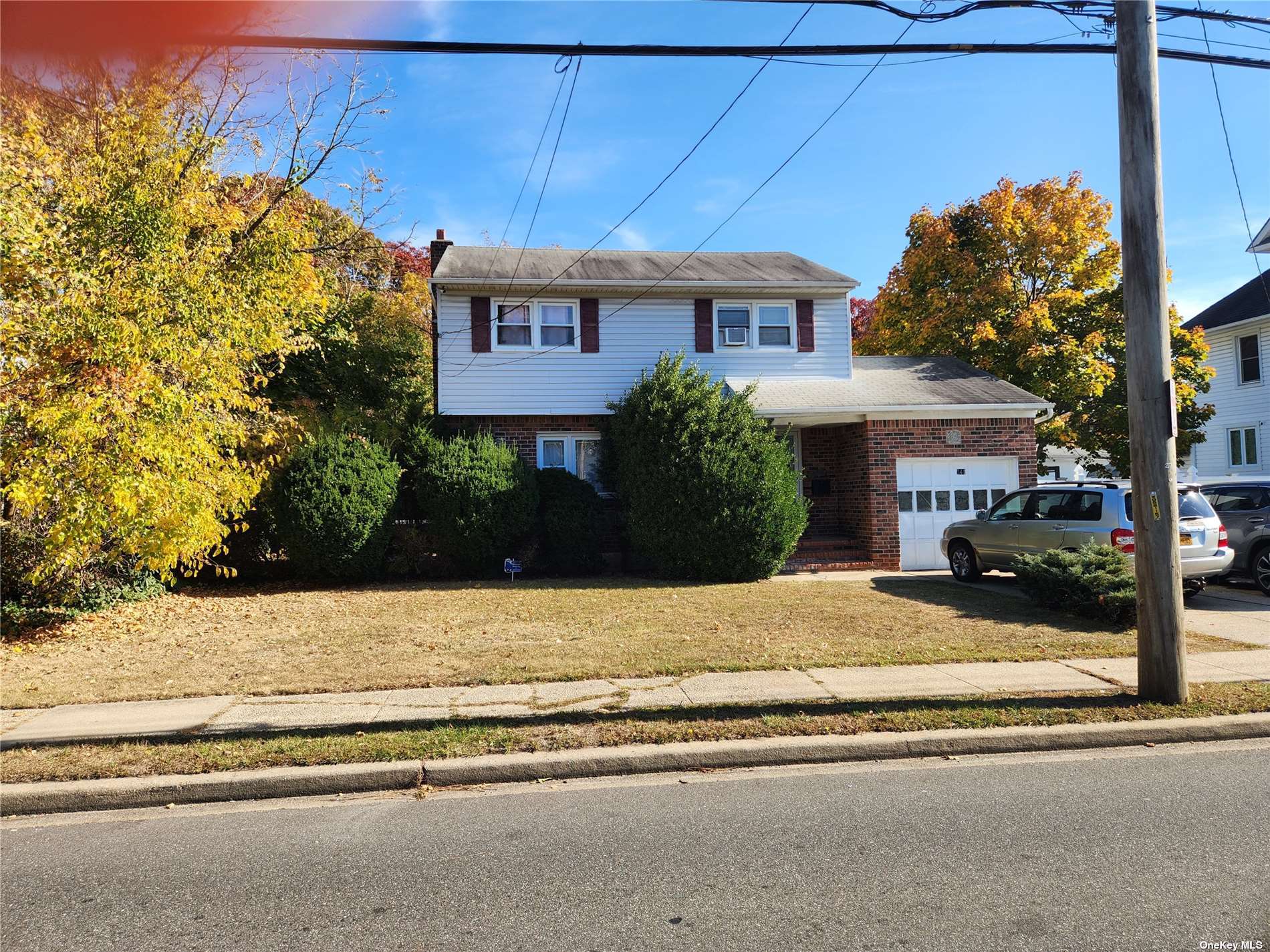 341 Hempstead Gardens Drive, West Hempstead, New York image 1