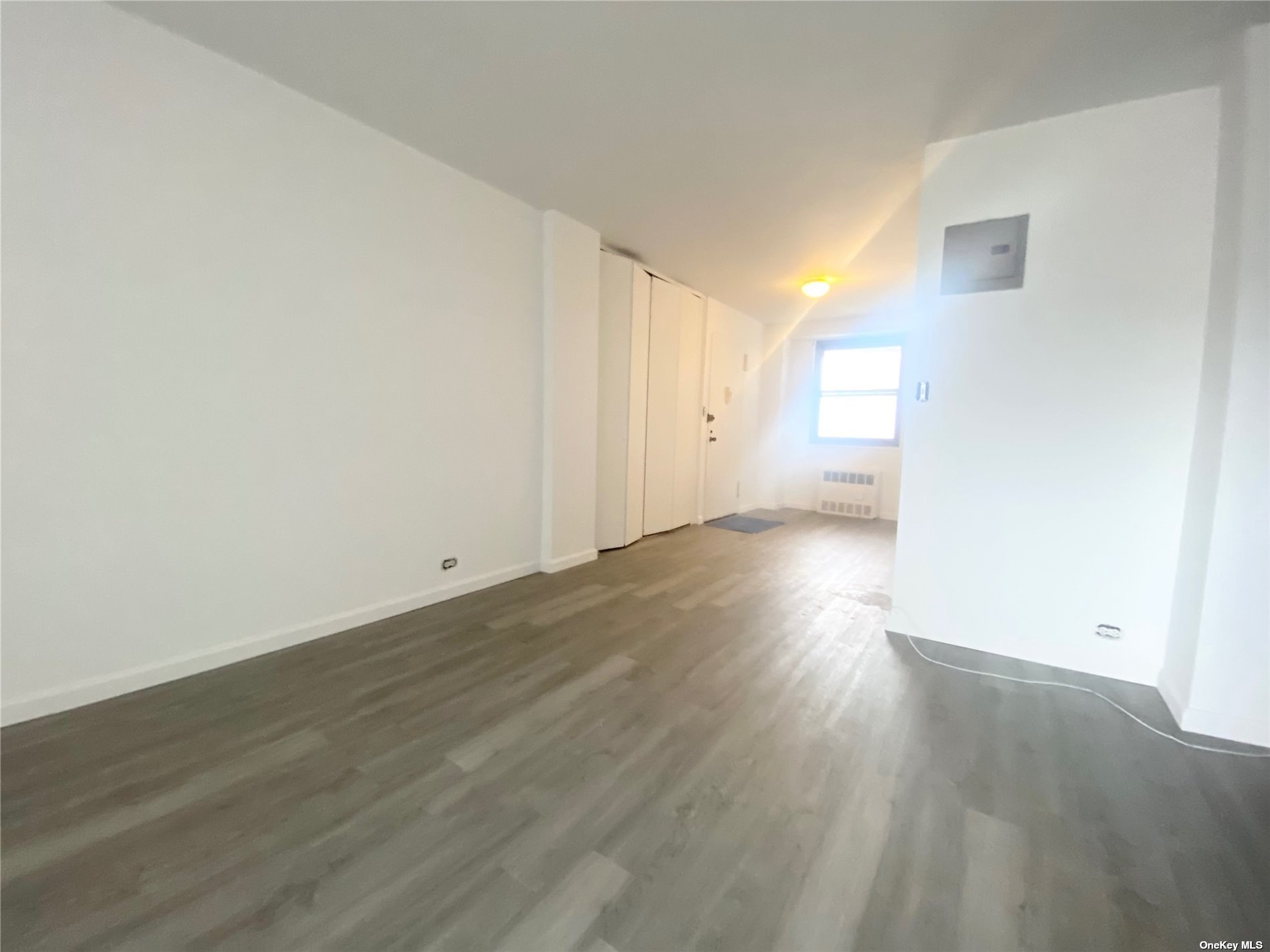 61-25 97th Street #11H, Rego Park, New York image 2