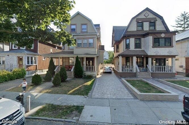 View Richmond Hill, NY 11418 multi-family property