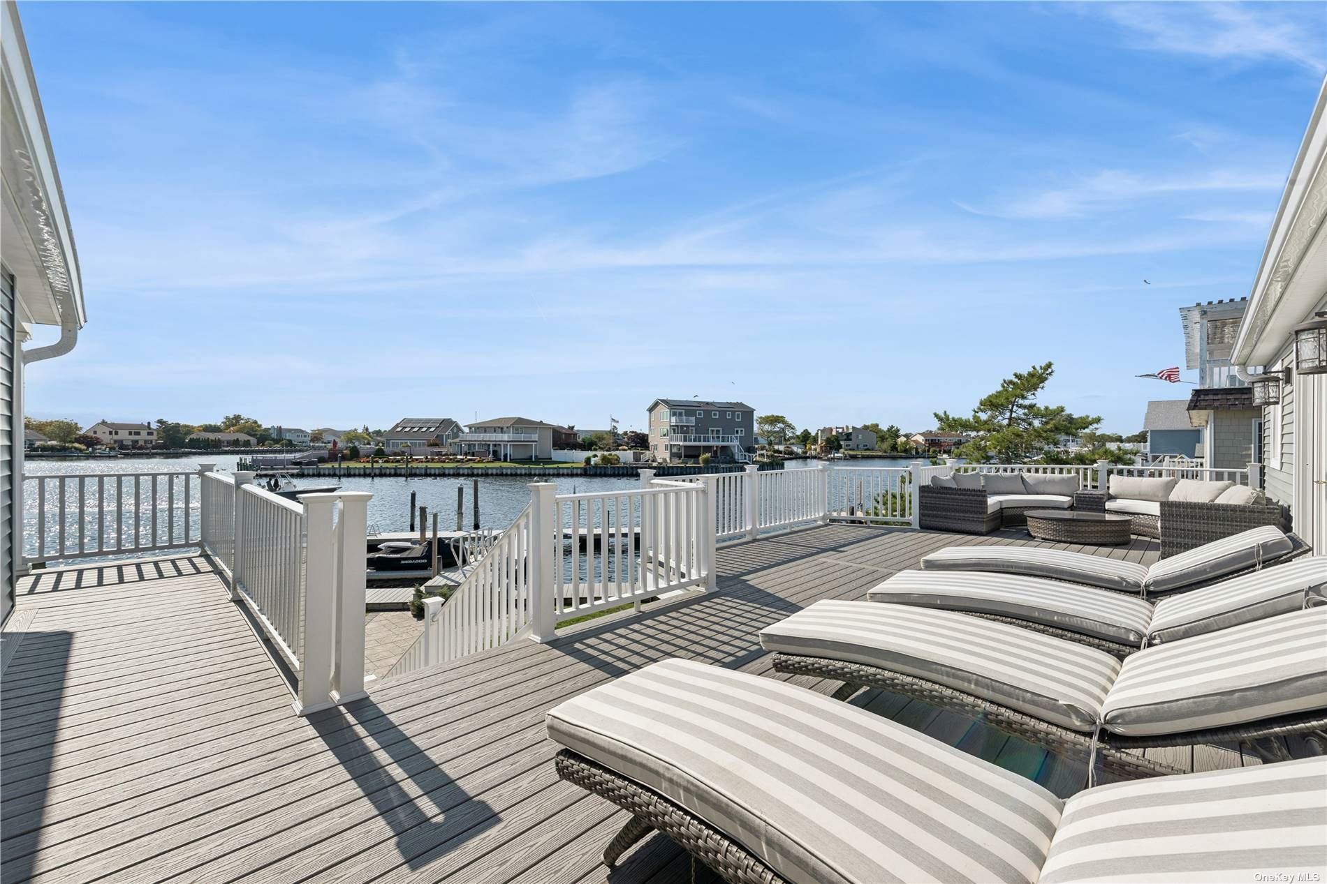 250 W Lido Promenade, Lindenhurst, New York image 22