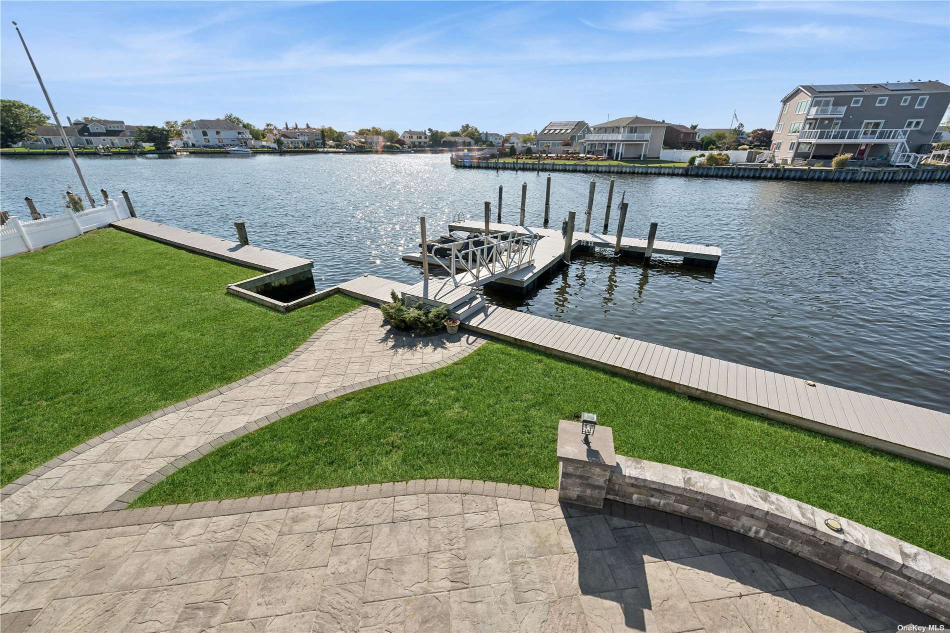 250 W Lido Promenade, Lindenhurst, New York image 26