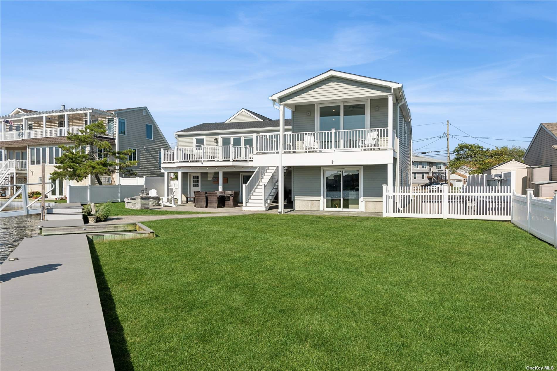 250 W Lido Promenade, Lindenhurst, New York image 24