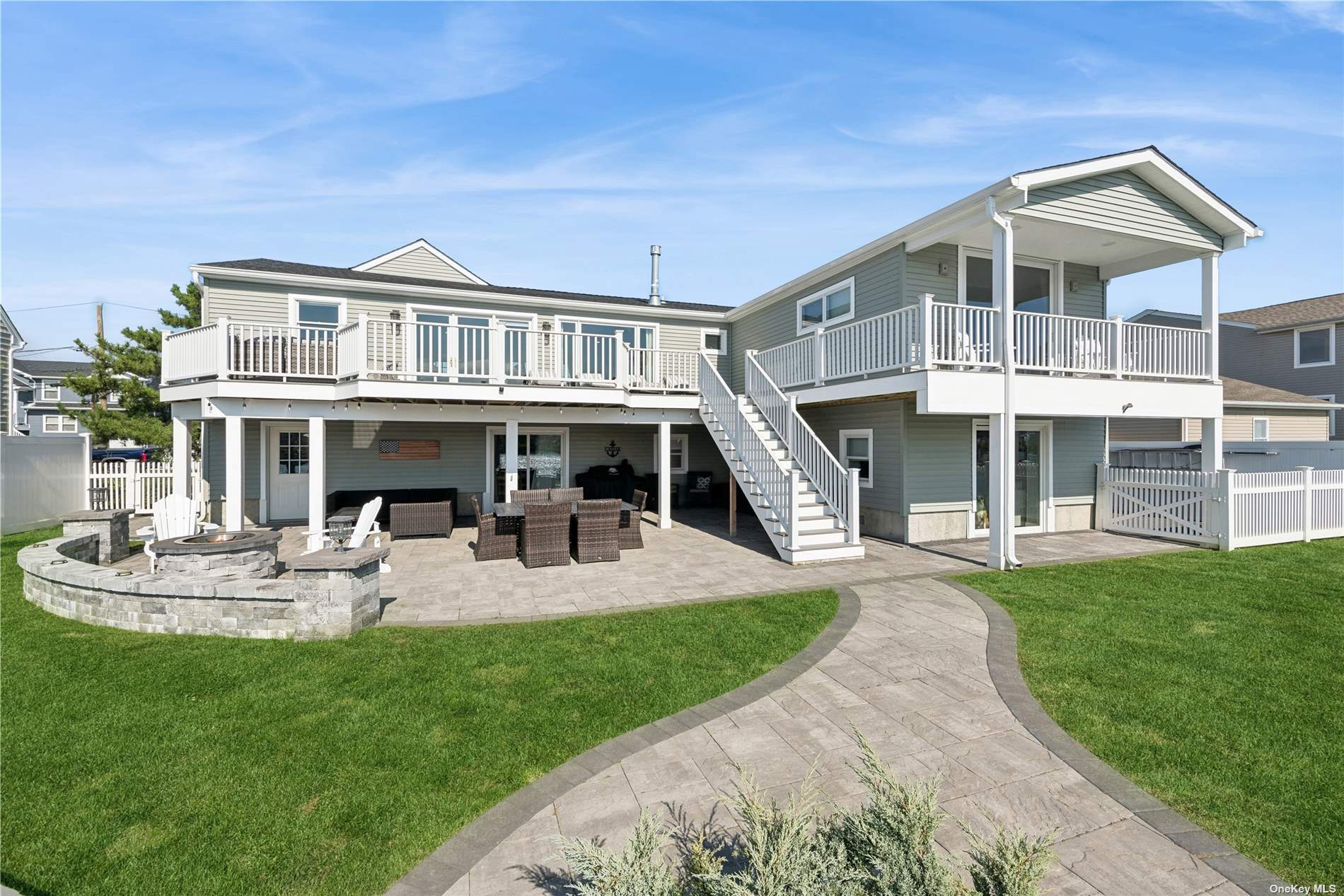 250 W Lido Promenade, Lindenhurst, New York image 23