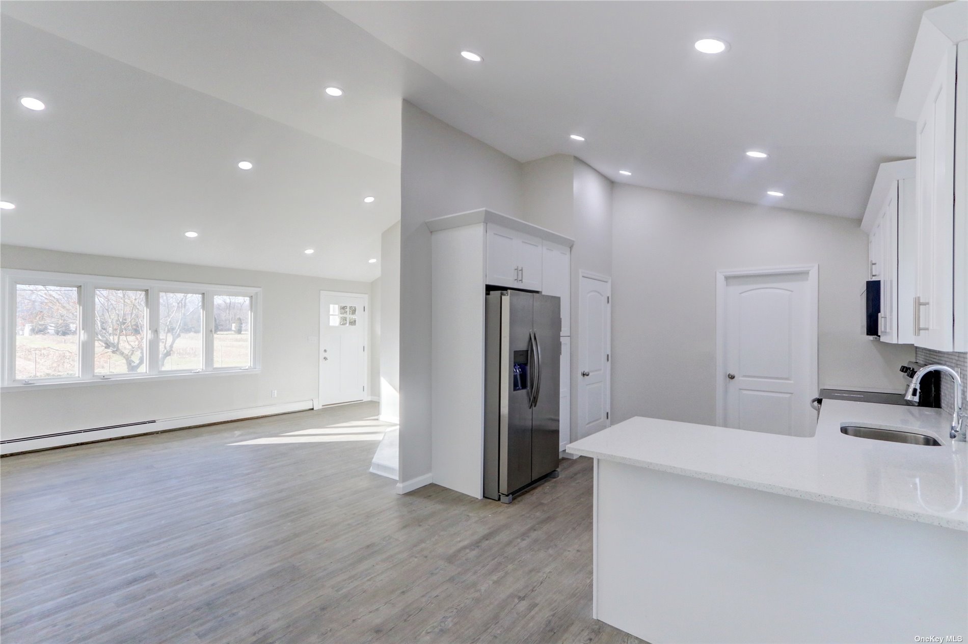 Photo 9 of 27 of 185 N 23rd Street house