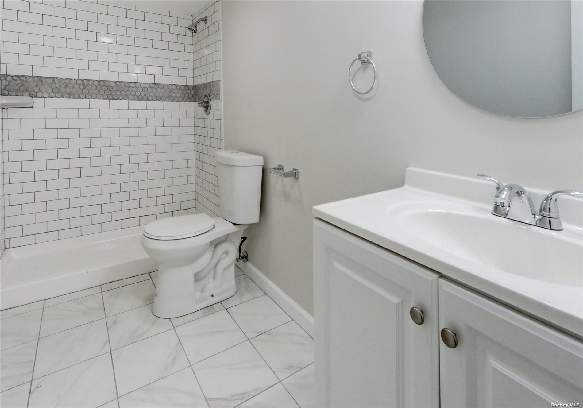 Photo 17 of 27 of 185 N 23rd Street house