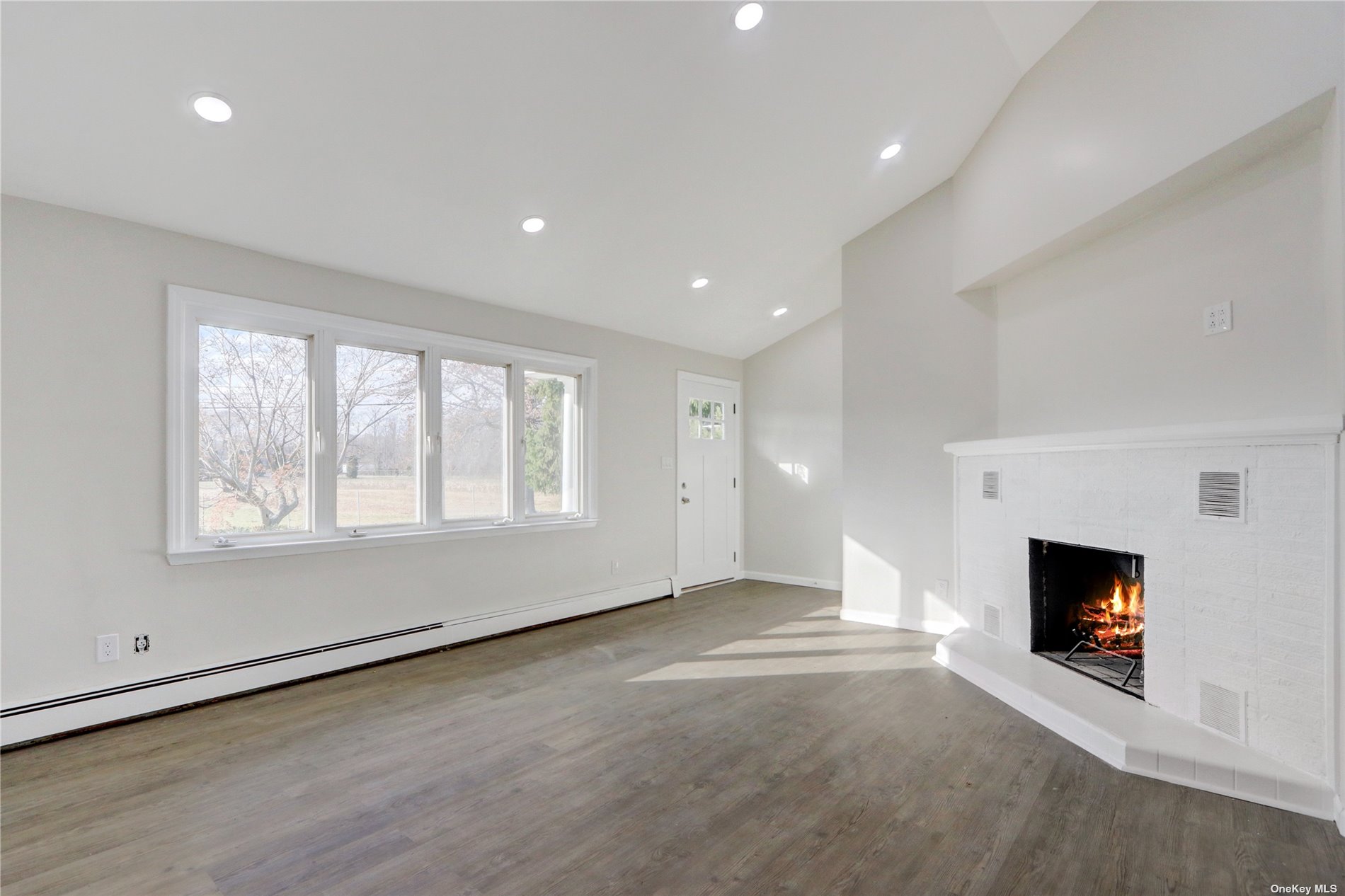 Photo 7 of 27 of 185 N 23rd Street house
