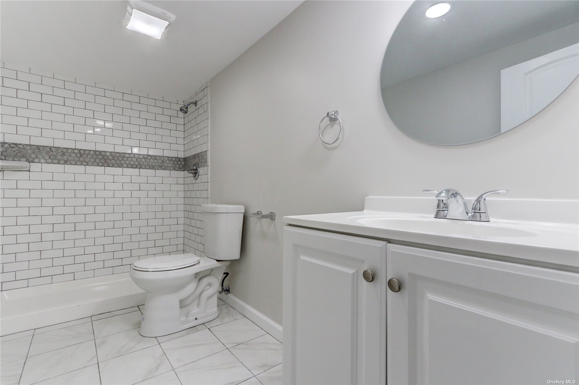 Photo 16 of 27 of 185 N 23rd Street house