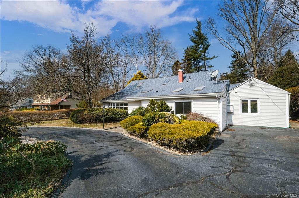 30 Brook Lane, Rye Brook, New York image 2