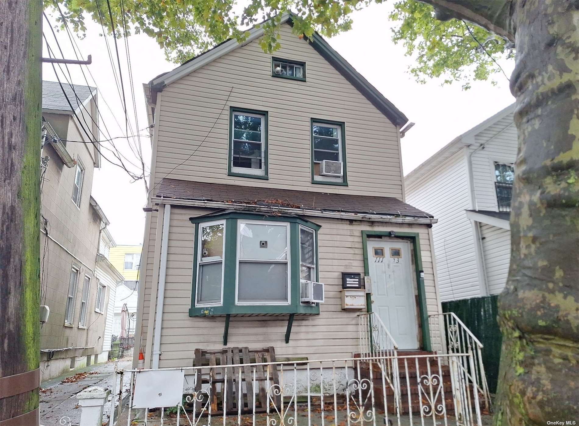 11173 43rd Avenue, Corona, Queens, NY - 2 Bedrooms  
2 Bathrooms  
6 Rooms - 