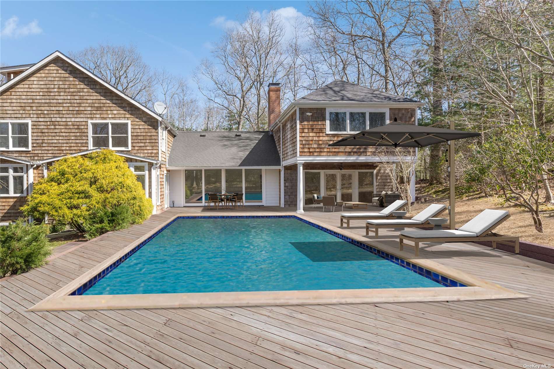 Property for Sale at 222 Northside Drive, Sag Harbor, Hamptons, NY - Bedrooms: 6 
Bathrooms: 7.5  - $3,495,000