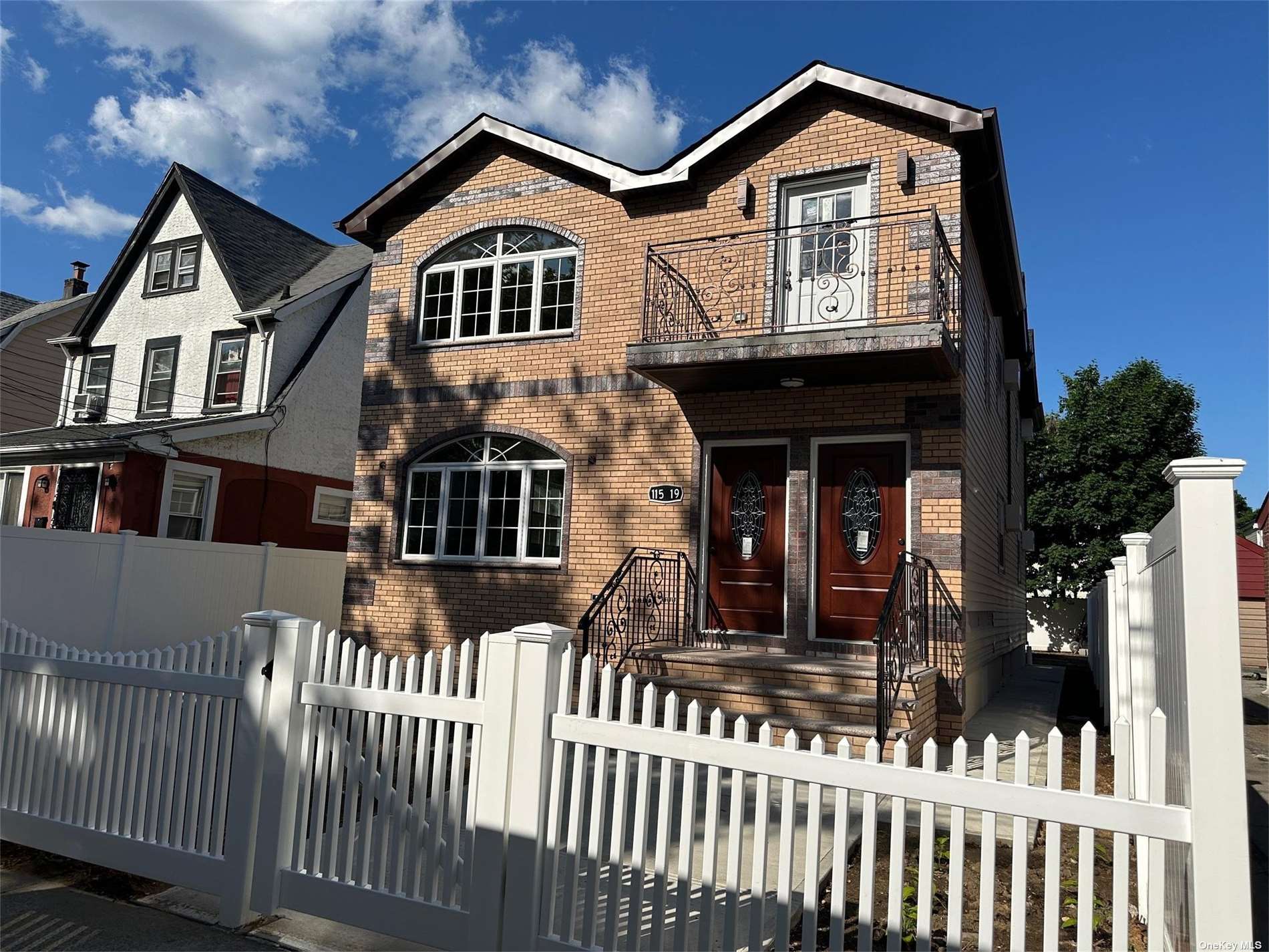 173rd Street, Jamaica, Queens, NY - 6 Bedrooms  
5 Bathrooms  
12 Rooms - 