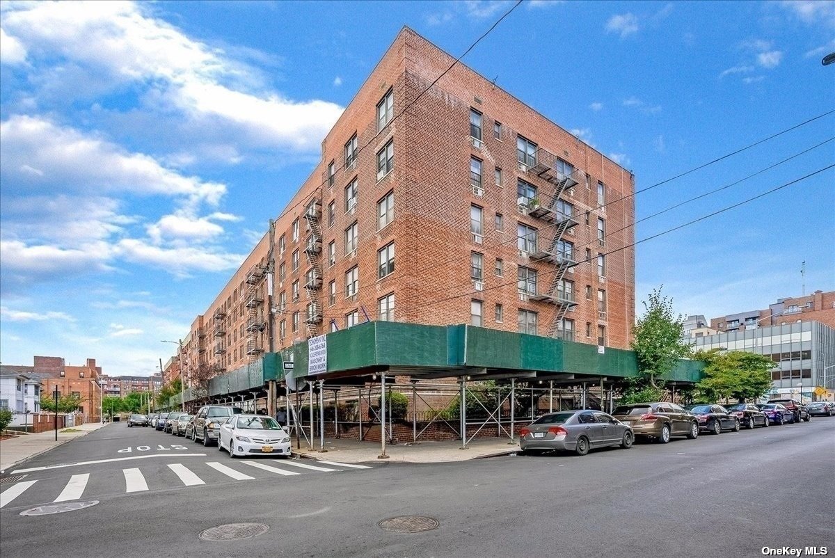 175-45 88 Ave Ave #5H, Jamaica, New York image 14