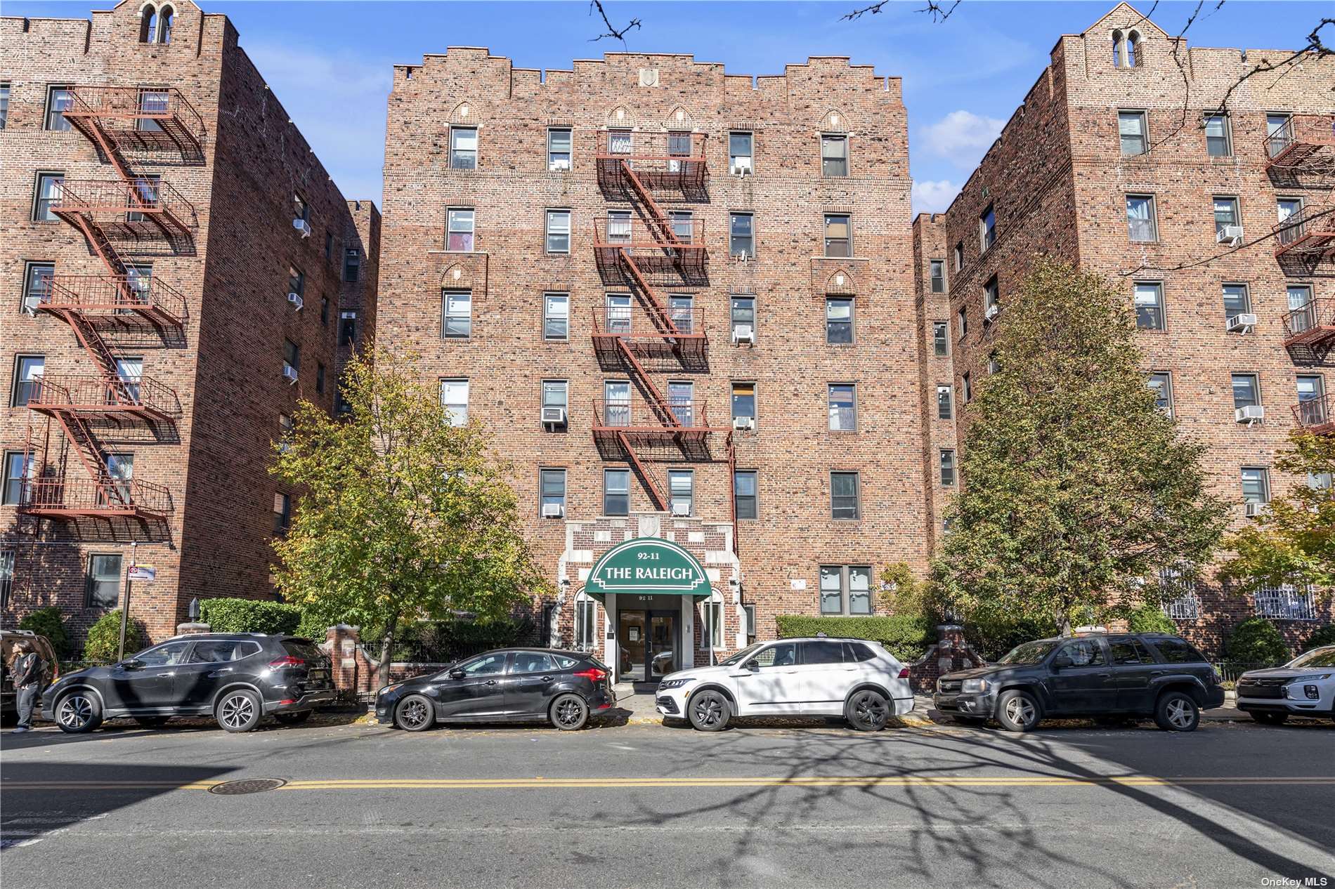 92-11 35th Avenue Ave #4N, Jackson Heights, New York image 1