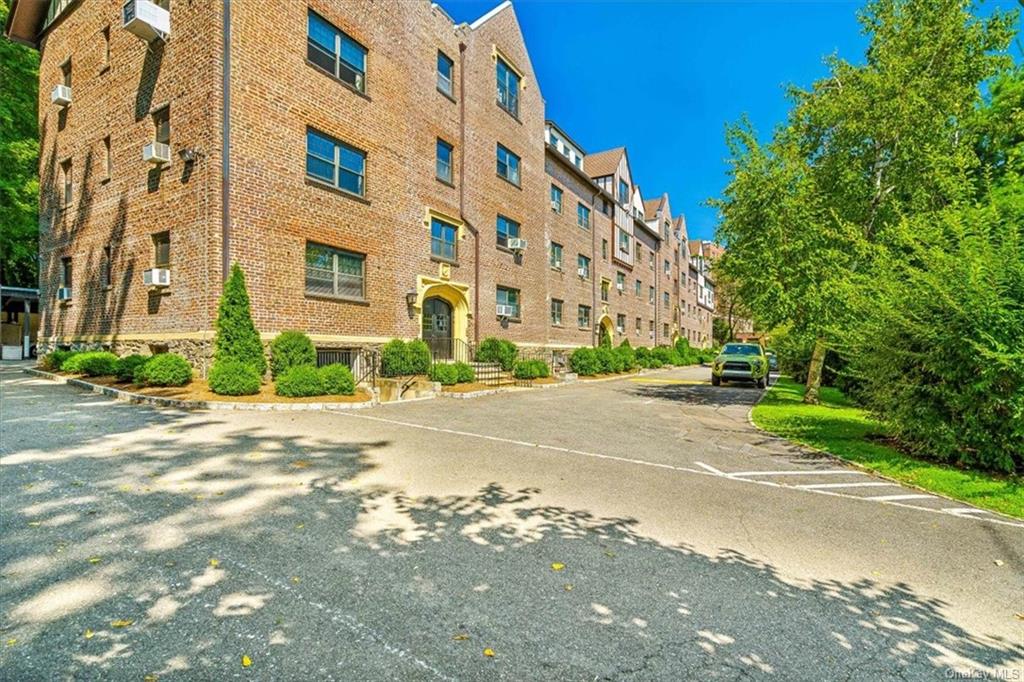 1448 Boston Post Road #3E, Larchmont, New York image 30