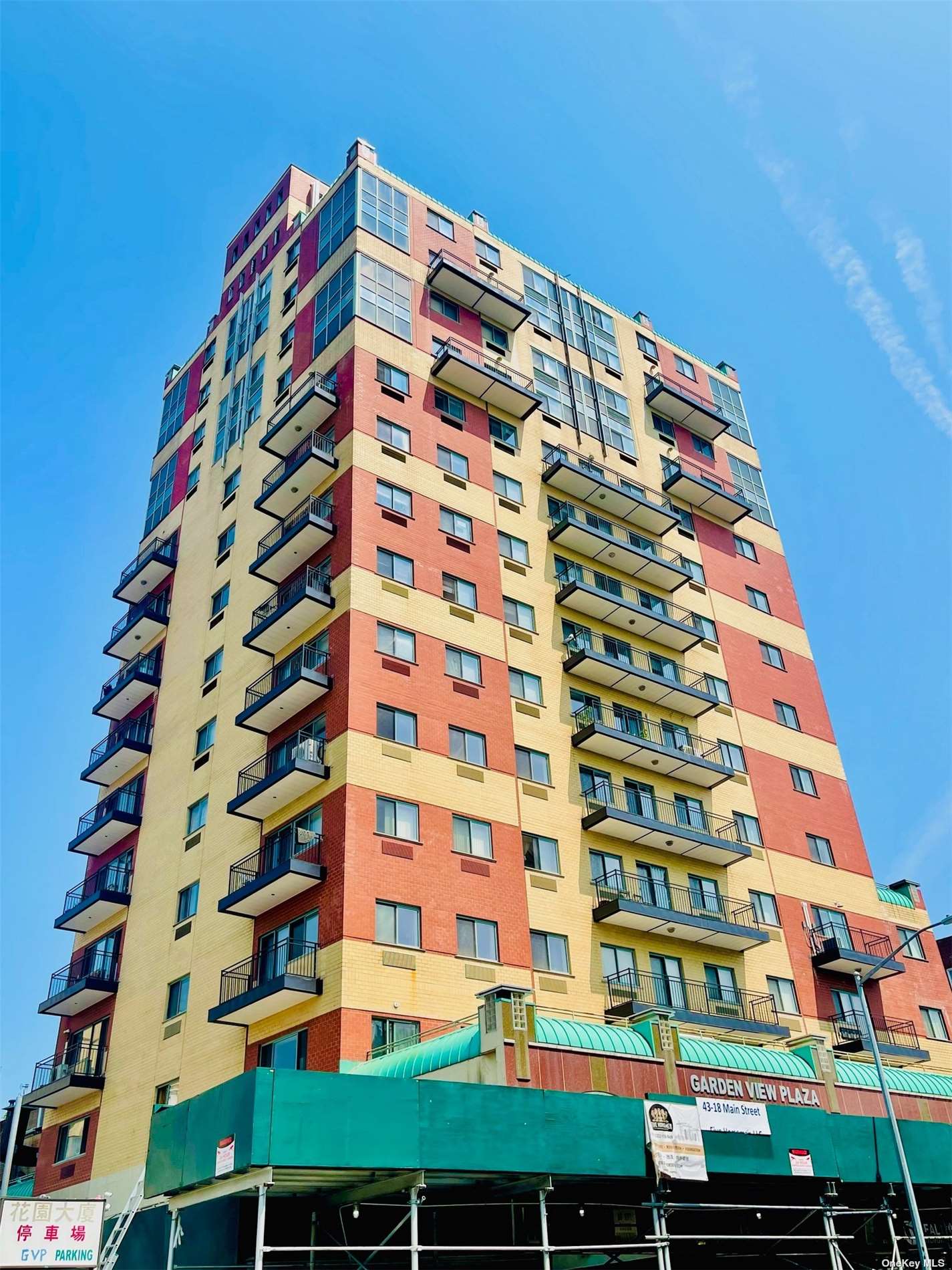 4318 Main Street 10F, Flushing, Queens, NY - 2 Bedrooms  
2 Bathrooms  
5 Rooms - 