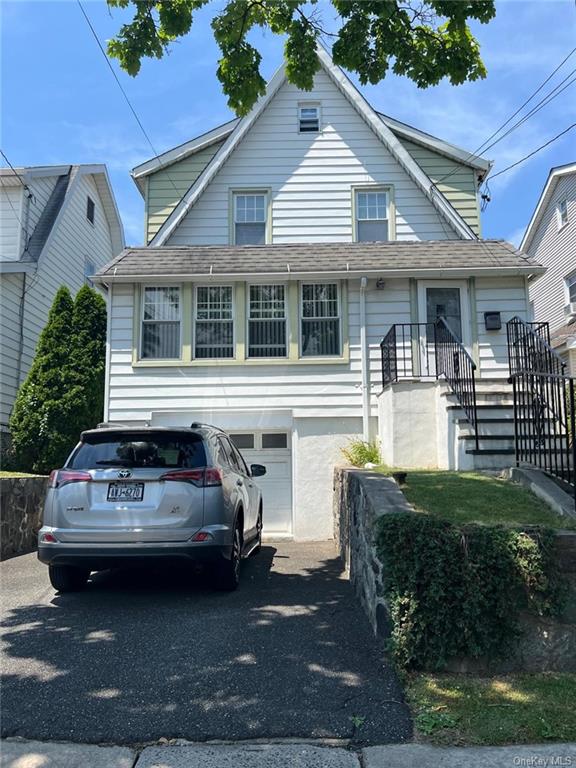 Property for Sale at 607 Kimball Avenue, Yonkers, New York - Bedrooms: 3 
Bathrooms: 2 
Rooms: 7  - $639,900